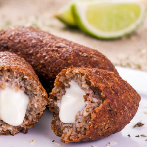 QUIBE FRITO RECHEADO COM CATUPIRY